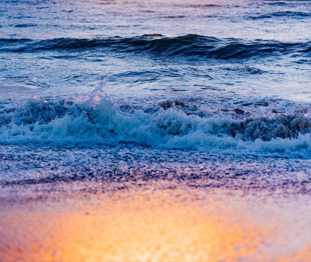 Nascer do sol na praia de Manaíra, um momento mágico. Veja mais fotos!